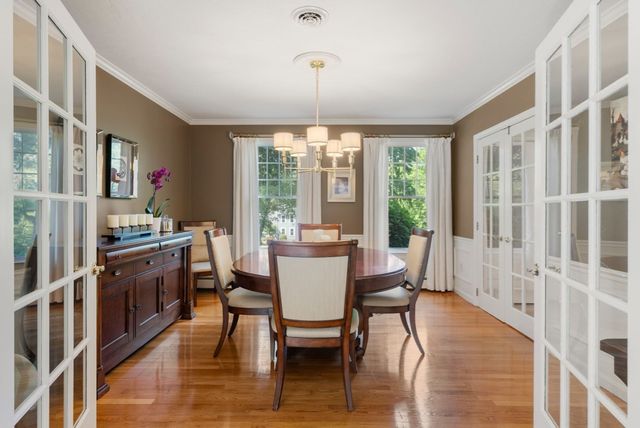 23 Longwood Dr, Hopkinton, MA 01748