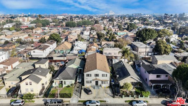 211 E 55th Street, Los Angeles, CA 90011