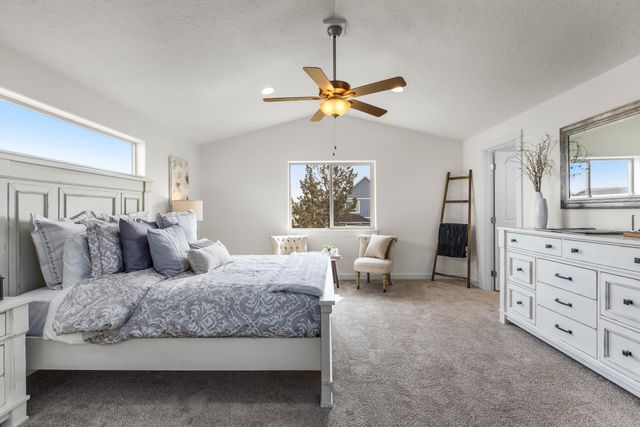 731 NW Walnut Place 73, Redmond, OR 97756