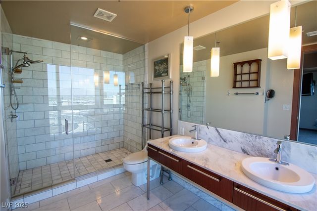 4471 Dean Martin Drive 3810, Las Vegas, NV 89103