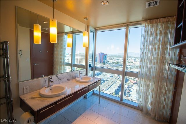 4471 Dean Martin Drive 3810, Las Vegas, NV 89103