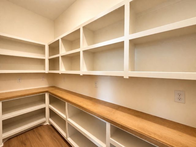 5877 N St. Paul Ct., Wichita, KS 67204