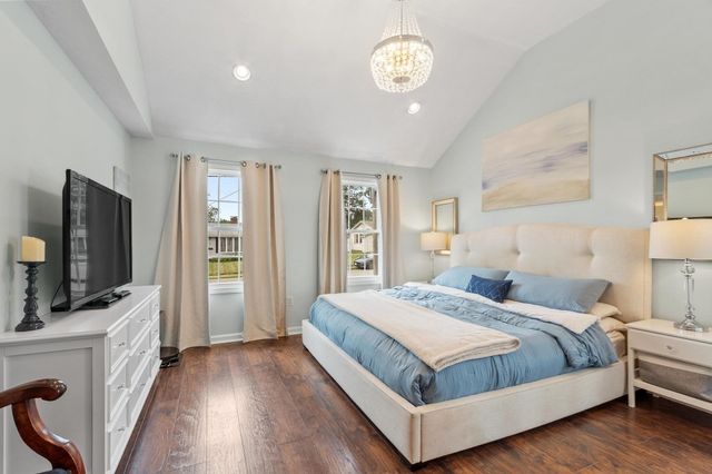 37 Louise Road, Holbrook, MA 02343