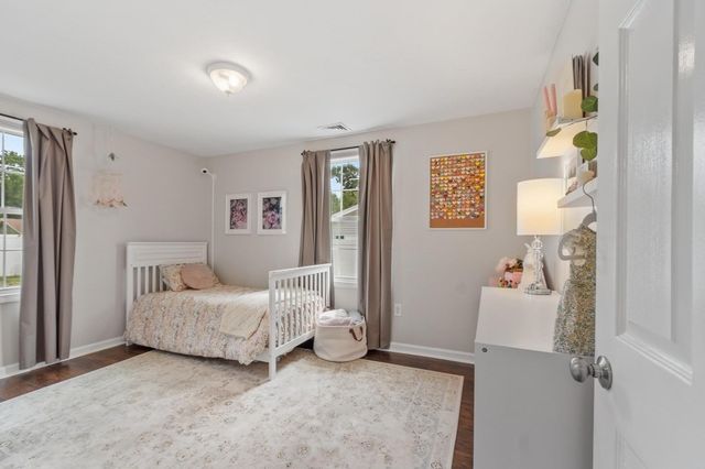 37 Louise Road, Holbrook, MA 02343