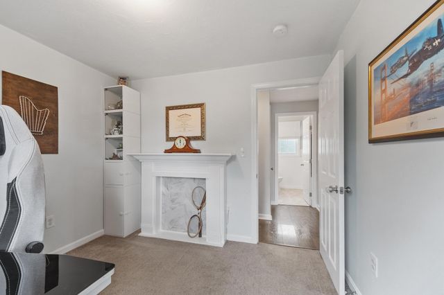 37 Louise Road, Holbrook, MA 02343