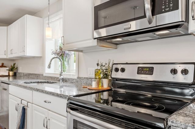 37 Louise Road, Holbrook, MA 02343