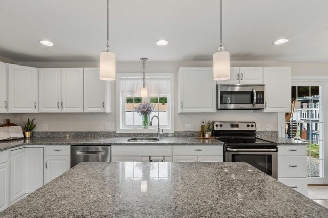 37 Louise Road, Holbrook, MA 02343