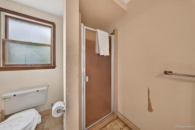 8940 Sarah Lane, Grosse Ile, MI 48138