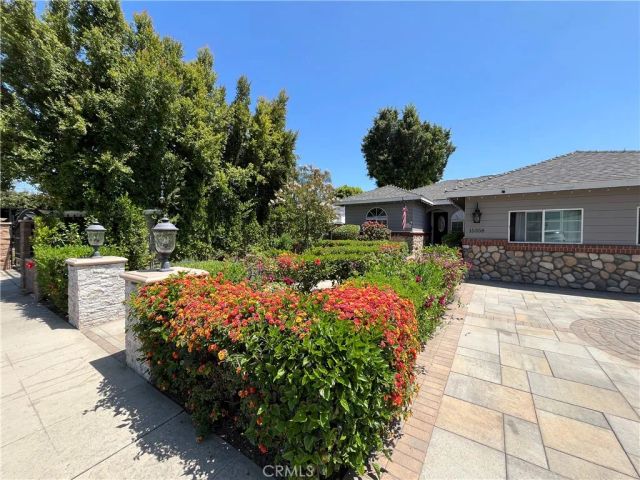 15358 Leadwell, Van Nuys, CA 91406