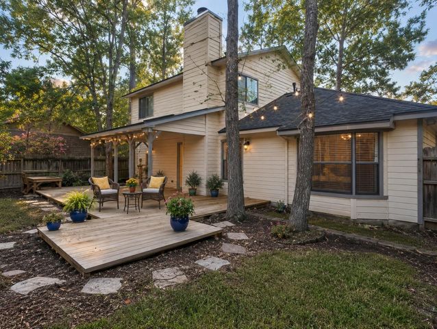 80 Fallenstone Drive, The Woodlands, TX 77381