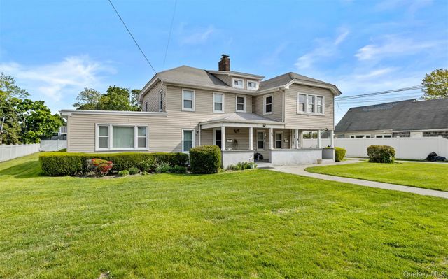 76 Solomon Avenue, Inwood, NY 11096