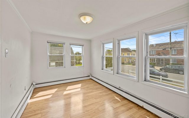 76 Solomon Avenue, Inwood, NY 11096