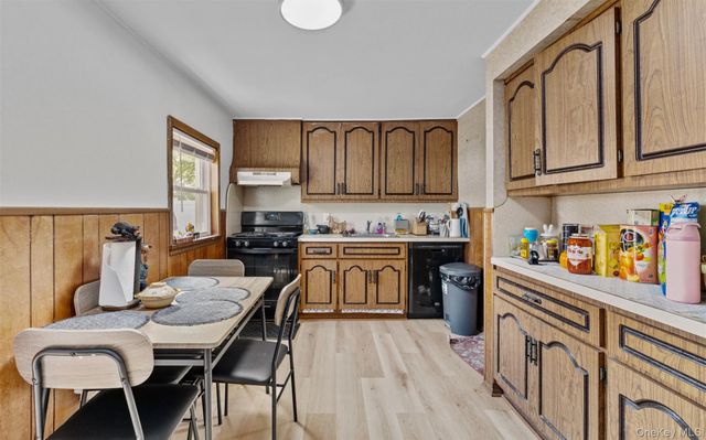 76 Solomon Avenue, Inwood, NY 11096