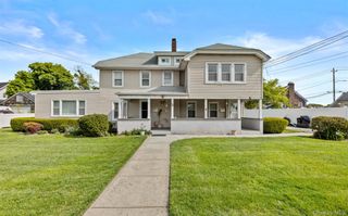 76 Solomon Avenue, Inwood, NY 11096