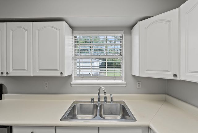 614 S Central Avenue, Nicholasville, KY 40356