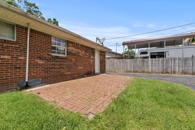 614 S Central Avenue, Nicholasville, KY 40356