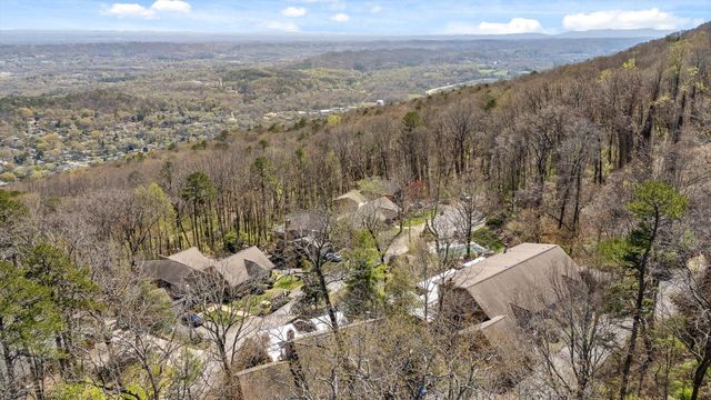 565 Winterview Lane, Chattanooga, TN 37409