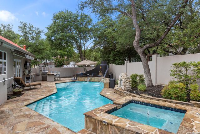 12 WATERFORD GLN, San Antonio, TX 78257