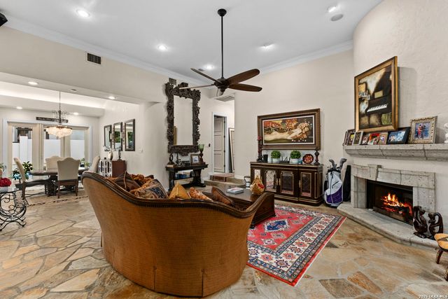 12 WATERFORD GLN, San Antonio, TX 78257