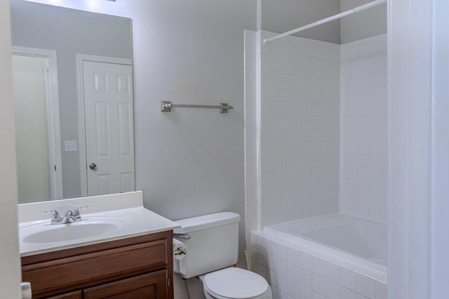 21705 S Race Street, Spring Hill, KS 66083