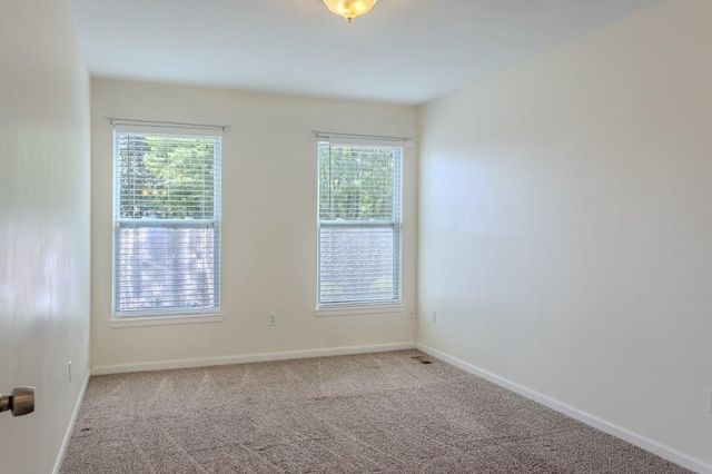 21705 S Race Street, Spring Hill, KS 66083
