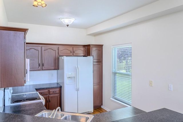 21705 S Race Street, Spring Hill, KS 66083