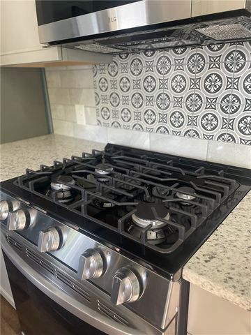 414 Argonne Dr, New Kensington, PA 15068
