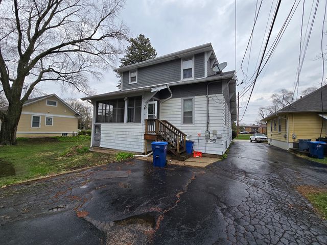 249 E Park Boulevard 1, Villa Park, IL 60181