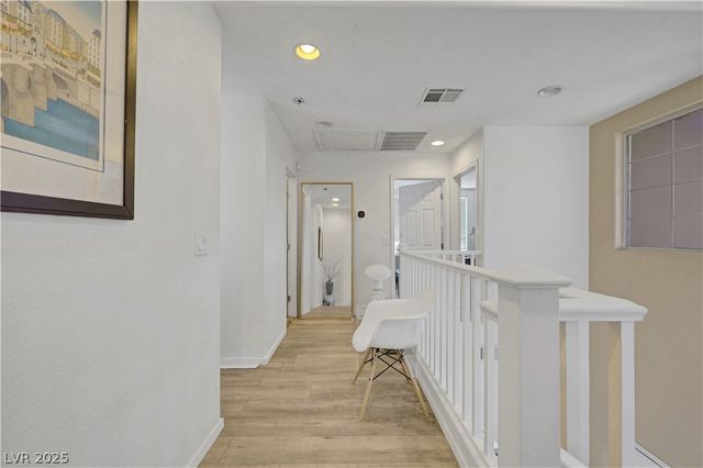 7384 Emerald Glow Street, Las Vegas, NV 89123