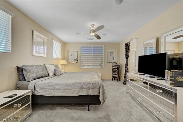 7384 Emerald Glow Street, Las Vegas, NV 89123