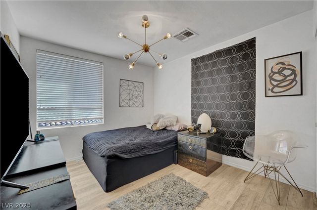 7384 Emerald Glow Street, Las Vegas, NV 89123