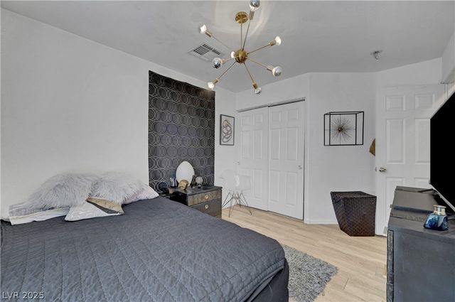 7384 Emerald Glow Street, Las Vegas, NV 89123