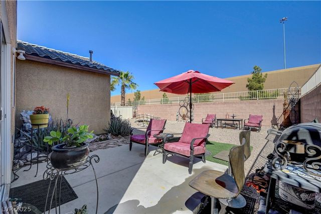 7384 Emerald Glow Street, Las Vegas, NV 89123
