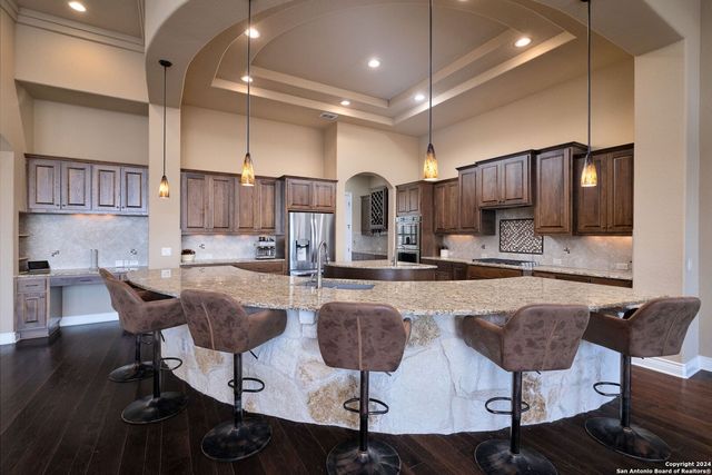 1148 Mission Way, Canyon Lake, TX 78133