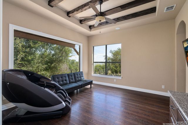 1148 Mission Way, Canyon Lake, TX 78133