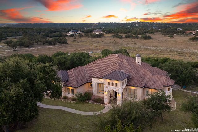 1148 Mission Way, Canyon Lake, TX 78133