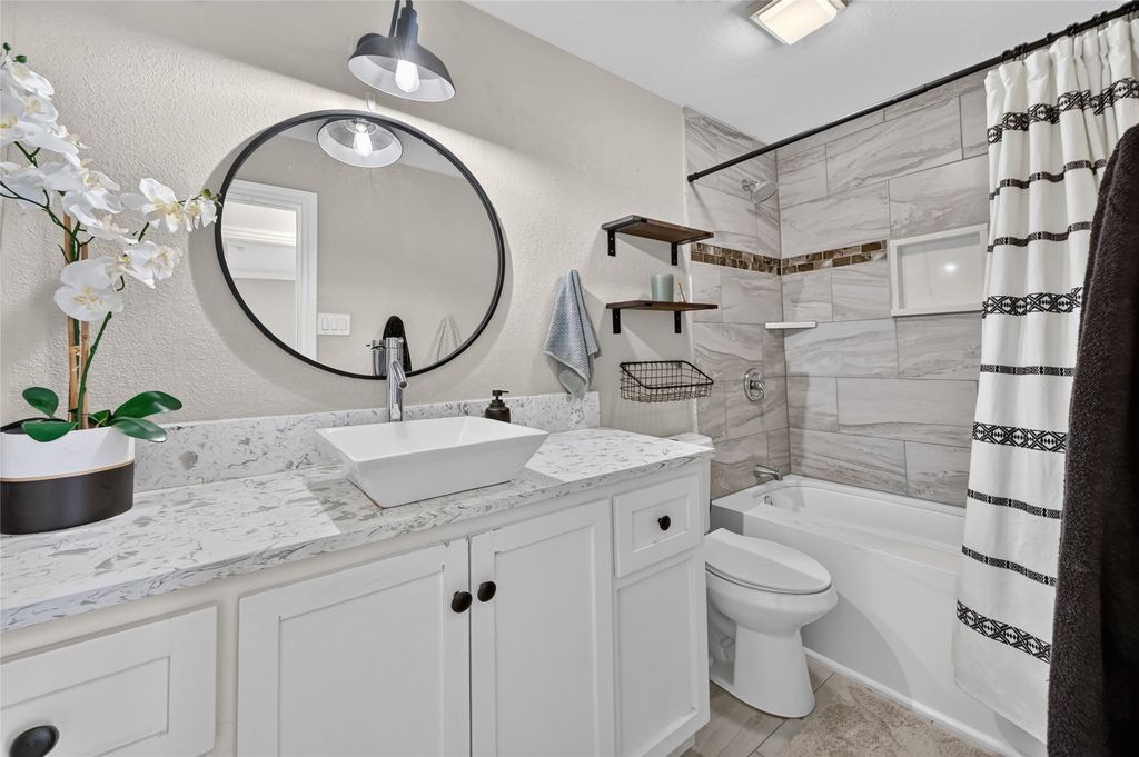 806 Creekside Drive, Euless, TX 76040 — photo 5