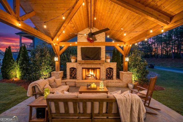 1061 Cobblestone Lane, Bogart, GA 30622