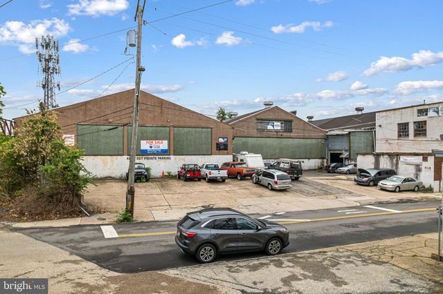 3520 INDIAN QUEEN LN, Philadelphia, PA 19129