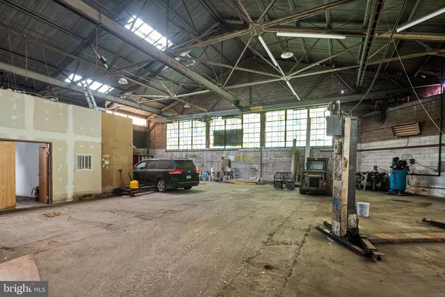 3520 INDIAN QUEEN LN, Philadelphia, PA 19129