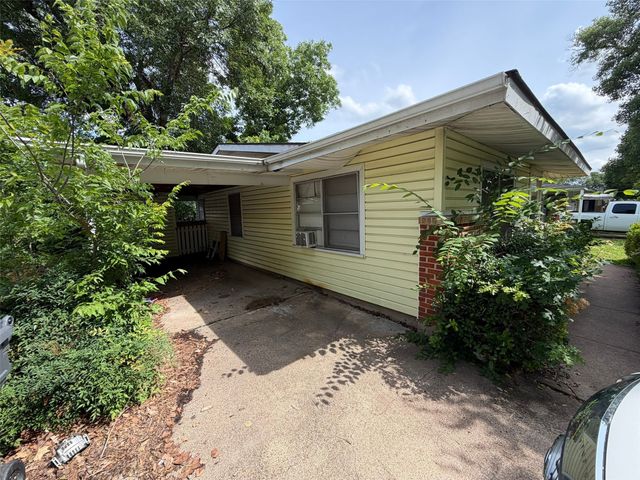 1402 Houghton Road, Dallas, TX 75217
