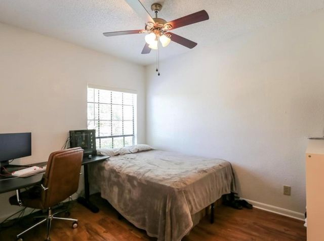 912 W 22nd ST 304, Austin, TX 78705