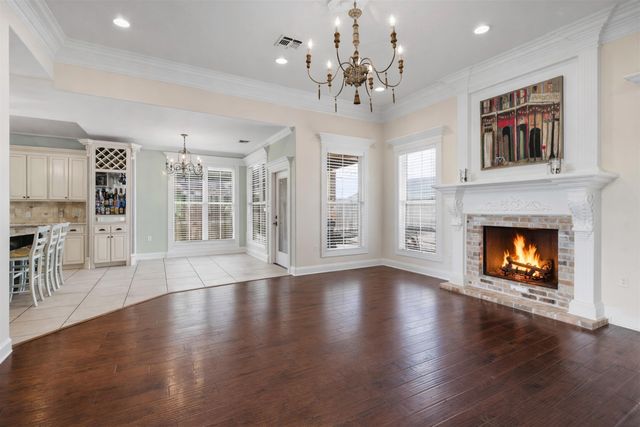 111 Kettle Ln, Houma, LA 70360