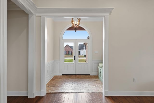 111 Kettle Ln, Houma, LA 70360