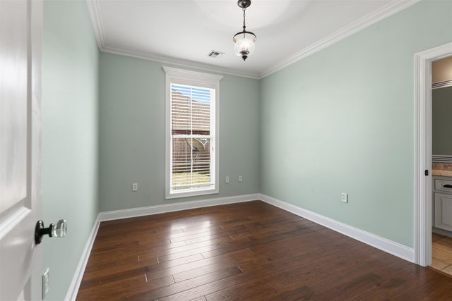 111 Kettle Ln, Houma, LA 70360