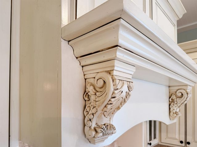 111 Kettle Ln, Houma, LA 70360