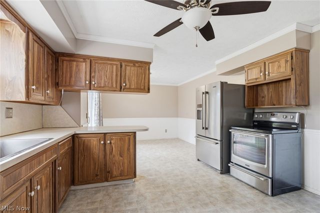 8694 Lansdale Avenue NW, North Canton, OH 44720