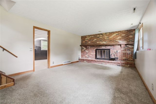 8694 Lansdale Avenue NW, North Canton, OH 44720