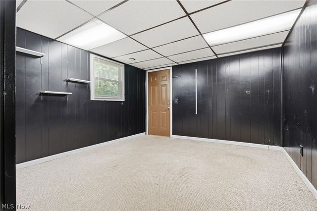 8694 Lansdale Avenue NW, North Canton, OH 44720