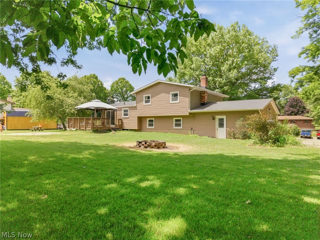 8694 Lansdale Avenue NW, North Canton, OH 44720